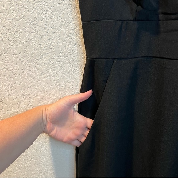 Women’s new After Six 6824 black spaghetti strap crepe v-neck ball gown size 2 - Picture 6 of 7